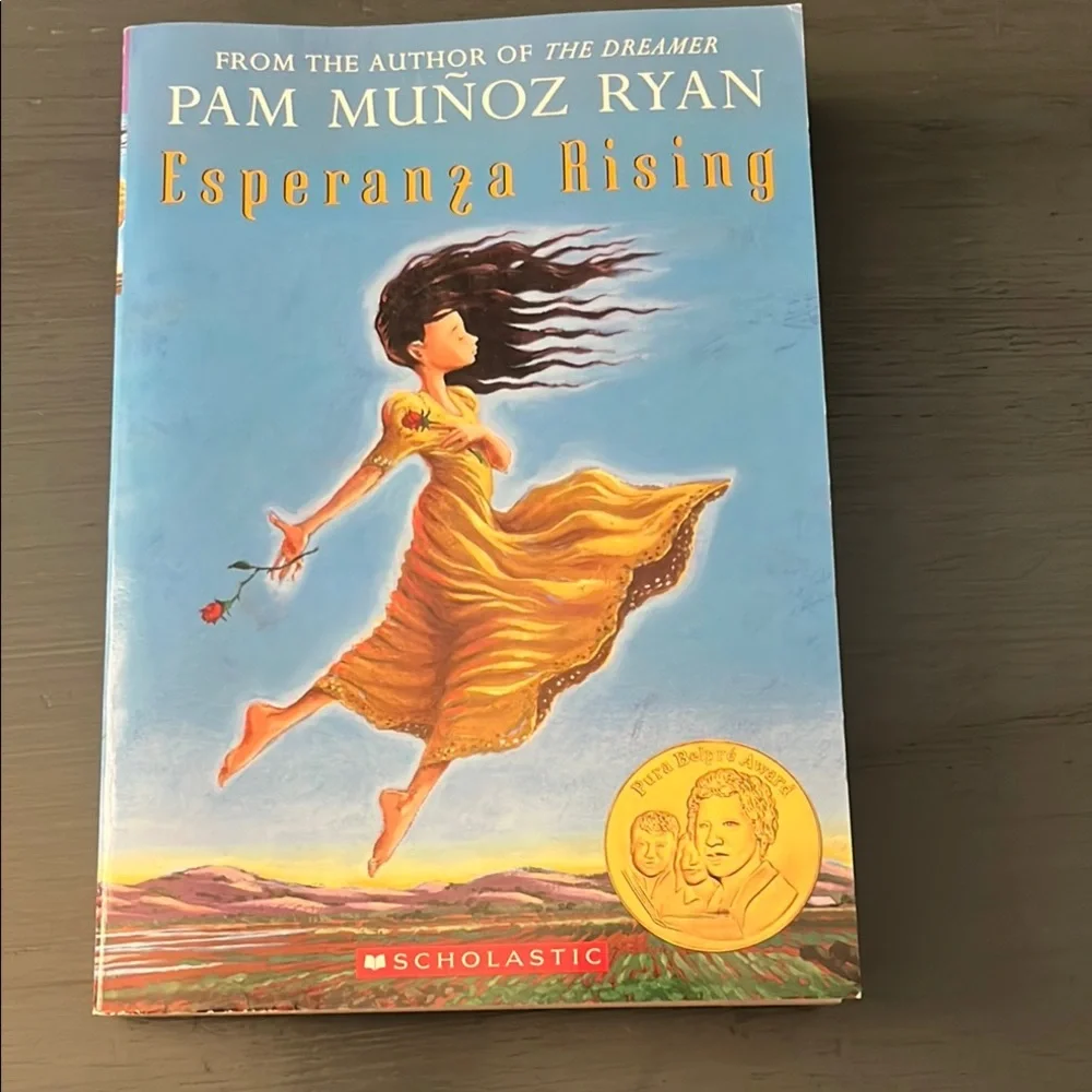 Esperanza Rising by Munoz Ryan, Pam, Ryan, Pam Munoz published by Scholastic EUC